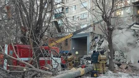 Al menos siete personas han muerto y otras 37 permanecen desaparecidas tras el derrumbe parcial de un bloque de viviendas en la localidad rusa de Magnitogorsk, en la zona de los Urales