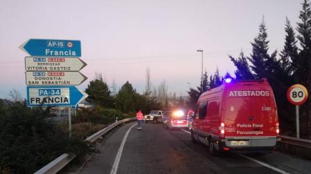Un vecino de 84 años circula en sentido contrario y choca con otro vehículo en la PA-34