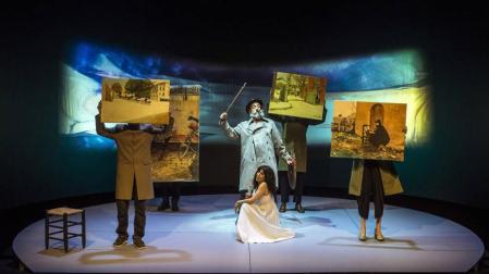 Escena de la obra 'Señor Ruiseñor' de Els Joglars