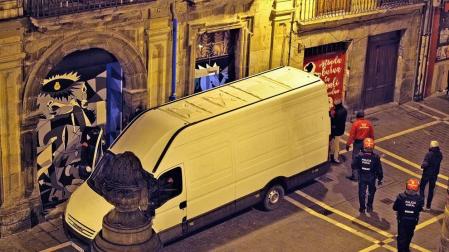 Operación en el Palacio Marqués del Rozalejo para inspeccionar el gaztetxe Maravillas.