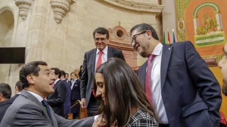 PP y Vox cierran un acuerdo para investir a Juanma Moreno en Andalucía