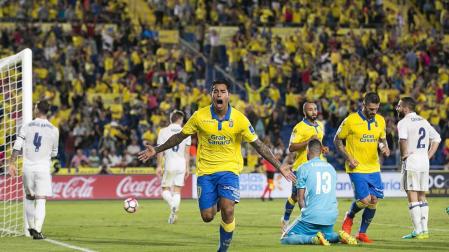 La UD Las Palmas asegura que Araujo regresará "en las próximas horas"