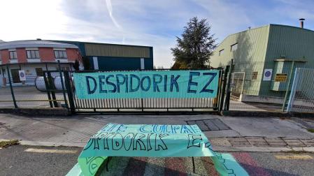 Acceso a Incasa-Cabelte en el polígono de Egüés.