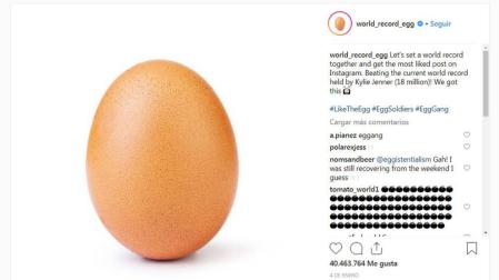 La imagen de un huevo bate récords en Instagram y provoca un fenómeno viral