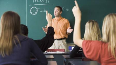 Convocadas cuarenta ayudas para la formación del profesorado en el extranjero