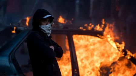 Las protestas callejeras contra Maduro se extienden por Caracas