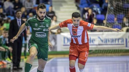 El pívot Rafa Usín vuelve a la selección