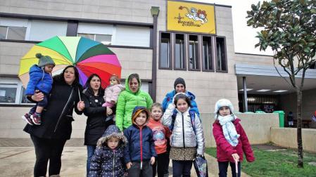 Varias madres quieren impulsar un aula de 2 años en la ikastola Hegoalde
