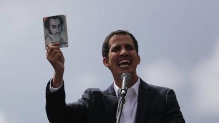 EE UU reconoce a Juan Guaidó como presidente legítimo de Venezuela