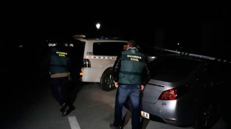 Desolación y abrazos entre los rescatadores de Julen