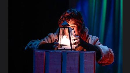 Imagen promocional de la obra de teatro 'Izotza apurtzen den ertza'.