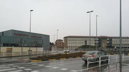 Detenido en Pamplona por circular sin permiso y conducción temeraria