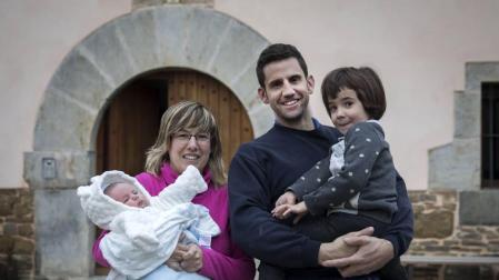 Aiur es el más joven de Artieda