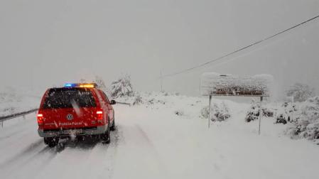 La nieve y la lluvia complican la circulación en buena parte de las carreteras navarras