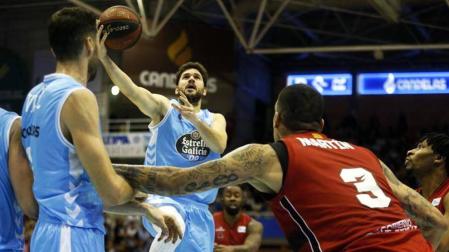 Ricardo Úriz se recupera con récord
