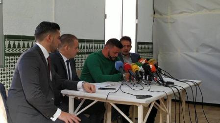 El dueño de la finca dice que protegió el pozo en el que vayó Julen y alertó del riesgo