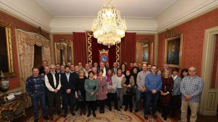 El Ayuntamiento de Pamplona homenajea a los 45 funcionarios jubilados en 2018
