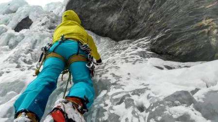 Siete intensos días 'colgados' del hielo alpino