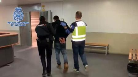 La Policía detiene a un hombre tras encontrar en la nevera de su casa el cadáver descuartizado de su pareja