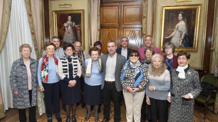 Una histórica asociación de amas de casa de Navarra dona su sede para vivienda social