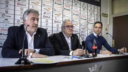 Osasuna expondrá los "Recuerdos rojillos" a personas mayores