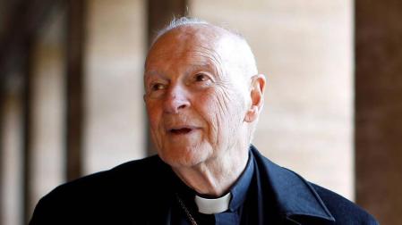 El Vaticano expulsa al excardenal McCarrick, acusado de abusos sexuales