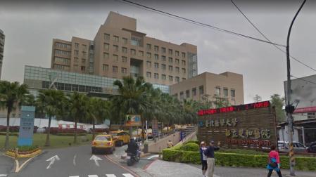 Sobrevive un joven tras caer desde un piso 13 en Tailandia