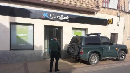 Atracan a punta de pistola una sucursal de La Caixa en Sartaguda