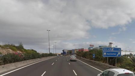 Un conductor ebrio recorre 32 kilómetros en sentido contrario por una autopista