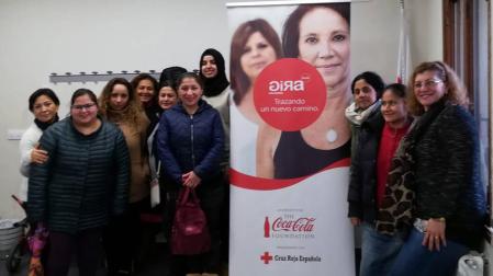 El taller de empleo de Cruz Roja y Coca-Cola reúne a 70 mujeres