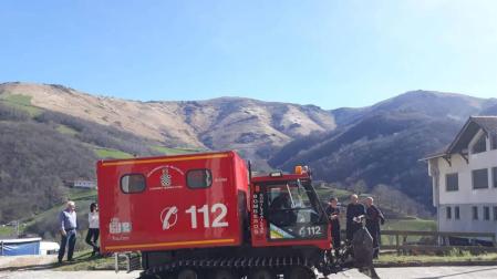 El danés no se pudo montar en el oruga