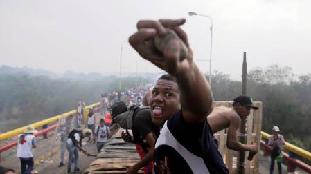 La tensión y el caos reinan en Venezuela