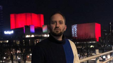 Un pamplonés, uniendo las finanzas y el teatro en Londres