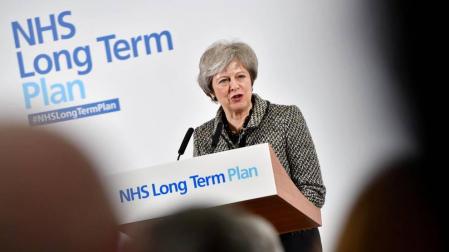 Aumenta la presión sobre May para que acepte aplazar el "brexit"