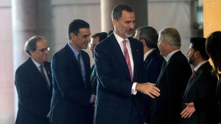 Felipe VI, Sánchez y Torra inauguran el Mobile, la mayor feria del móvil del mundo