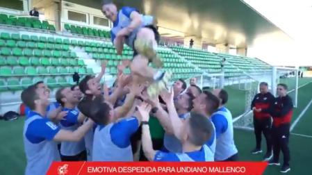 El emotivo adiós de Undiano Mallenco a sus compañeros