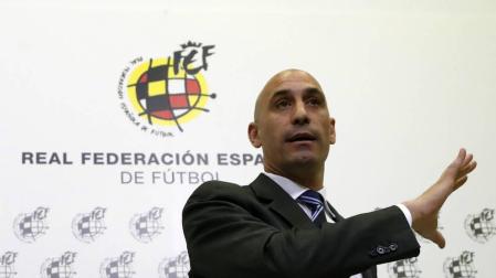 La Supercopa será a partido único el día 12 de agosto, posiblemente en Tánger