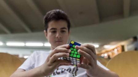 El XV Campeonato de España de Speedcubing tuvo lugar en el frontón de labrit, con 148 jugadores inscritos.