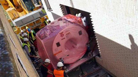La nueva resonancia llega al hospital de Tudela y funcionará hacia junio