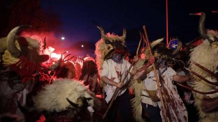 Las fotografías del Carnaval de Alsasua de este martes.