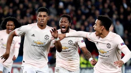 El Manchester United elimina al PSG en París y con gol de penalti en el descuento