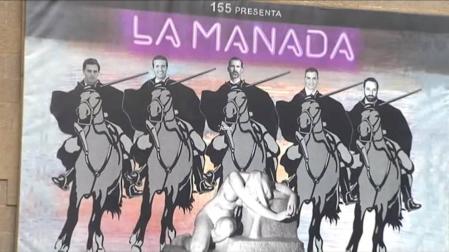 Un polémico mural compara a los líderes políticos con 'la Manada'