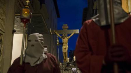 El Cristo Alzado ya espera en la catedral a la Dolorosa que llegará el 5 de abril