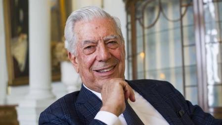 El escritor Mario Vargas Llosa.