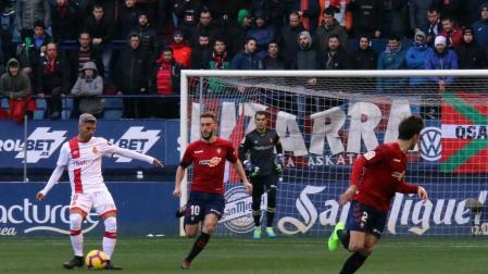 Imágenes del partido Osasuna-Mallorca disputado en El Sadar.
