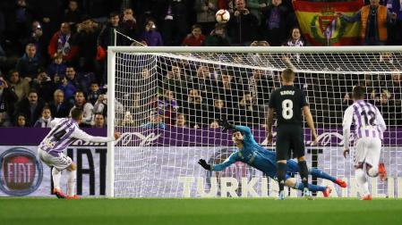 El Real Madrid golea tras sufrir en Pucela