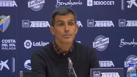 Muñiz (Málaga): "Ante un rival directo y por cómo se produce, la derrota es dura"