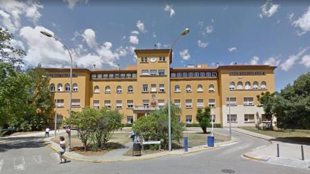 Unos 25 encapuchados asaltan un centro de menores en Castelldefels