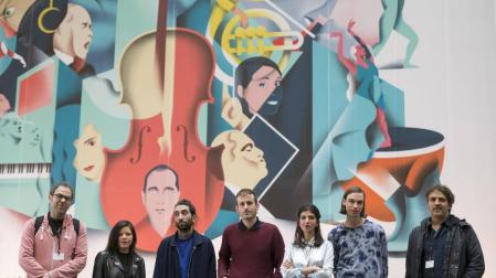 De izquierda a derecha: Khaled Abdulwahed (Backyard); Davani Varillas, de Colectivo Los Ingrávidos (The Sun Quartet, Part 2: San Juan River); Faraz Anoushahpour (Chooka); Jorge Moneo (Orbainak); Parastoo Anoushahpour y Ryan Ferko (Chooka), y Pablo Mazzolo (Ceniza Verde), este martes, en el Baluarte.