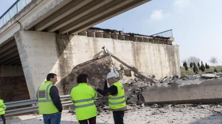 El tramo del puente de la N-121-C tardará en repararse dos meses